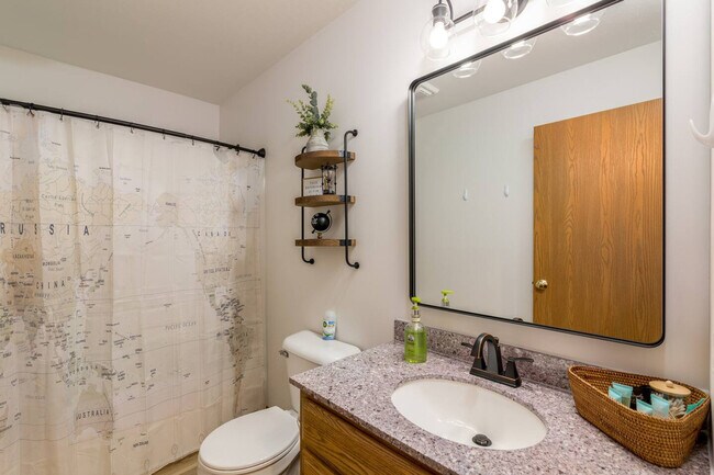 Building Photo - 10268 Cleveland Rd