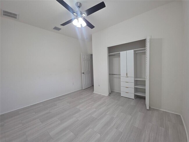 Building Photo - 17545 Buckingham Garden Dr
