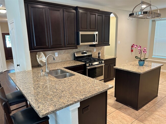 Building Photo - 6819 Hunters Trace Ln