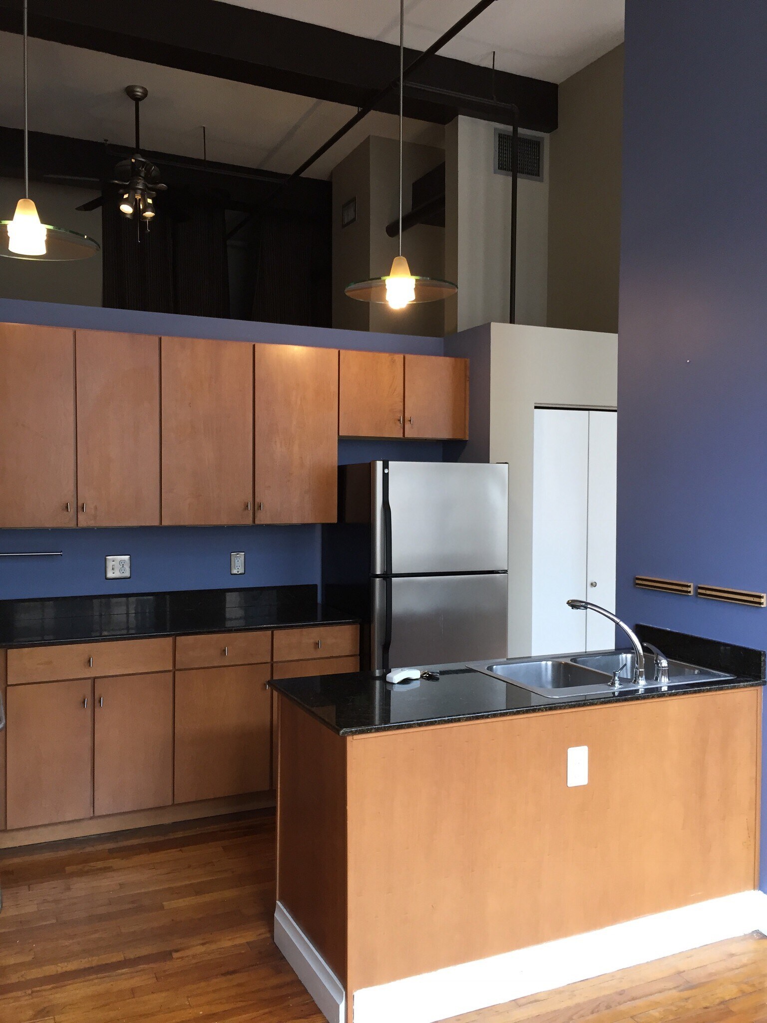 Modern Kitchen - 920 Poeyfarre St