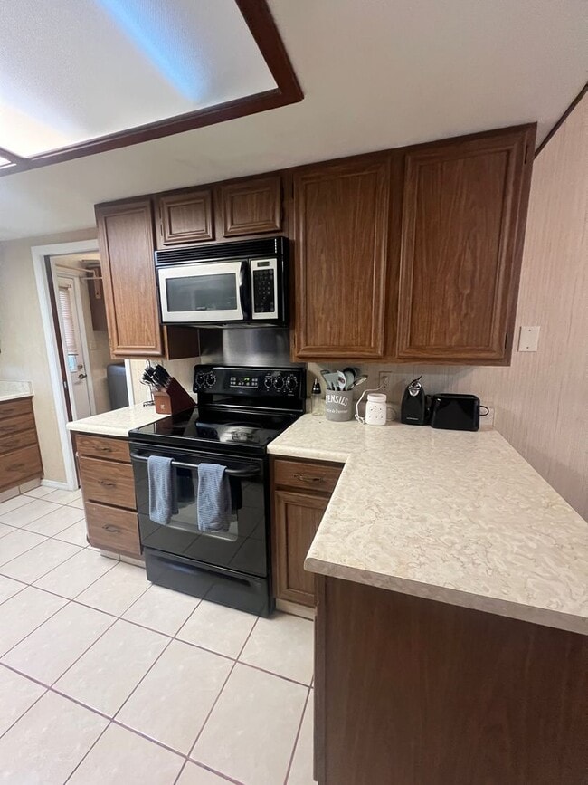 Building Photo - FLETC Rental