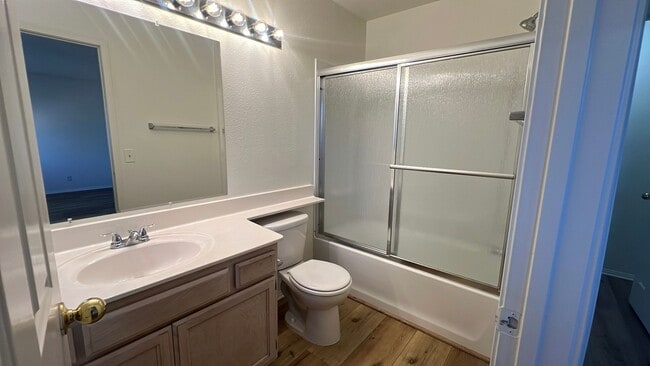 Building Photo - West Lancaster Townhouse in gated communit...