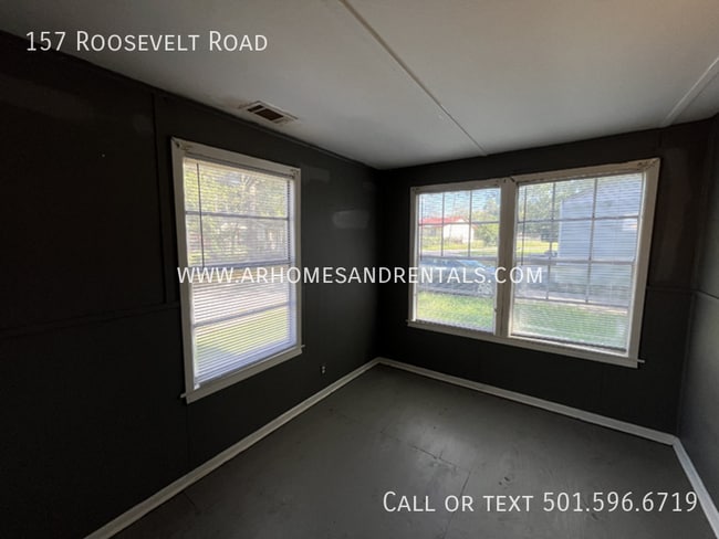 Building Photo - 157 Roosevelt Rd