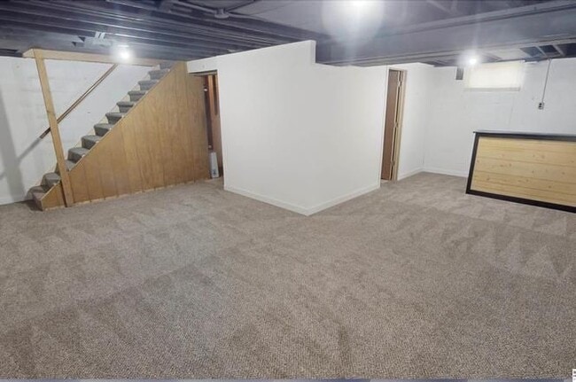 Building Photo - 7086 Spencer St