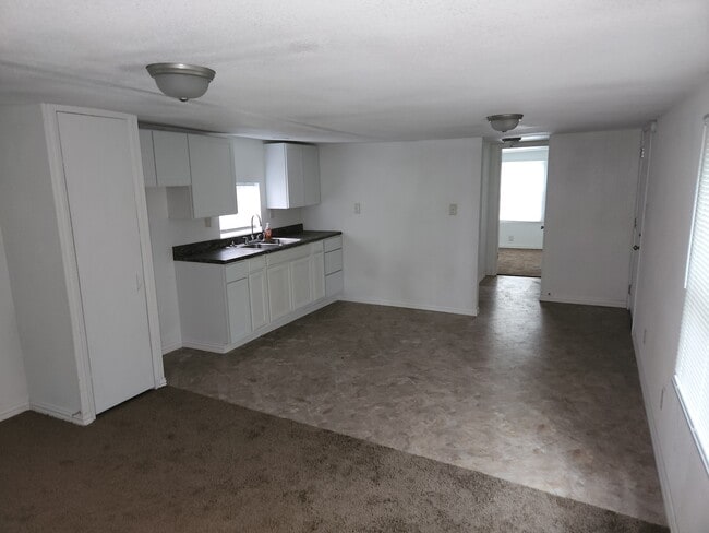 Building Photo - 108 Owens Cir