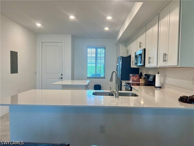 Building Photo - 5835 Double Eagle Cir