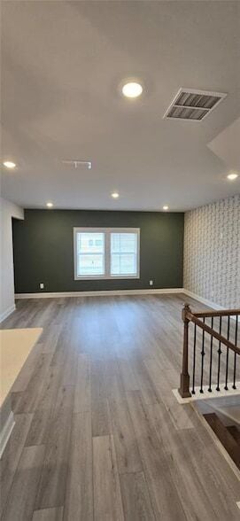 Building Photo - 400 Elise Wy