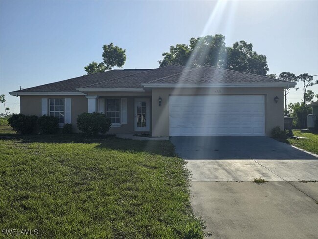 Primary Photo - 4325 Garden Blvd