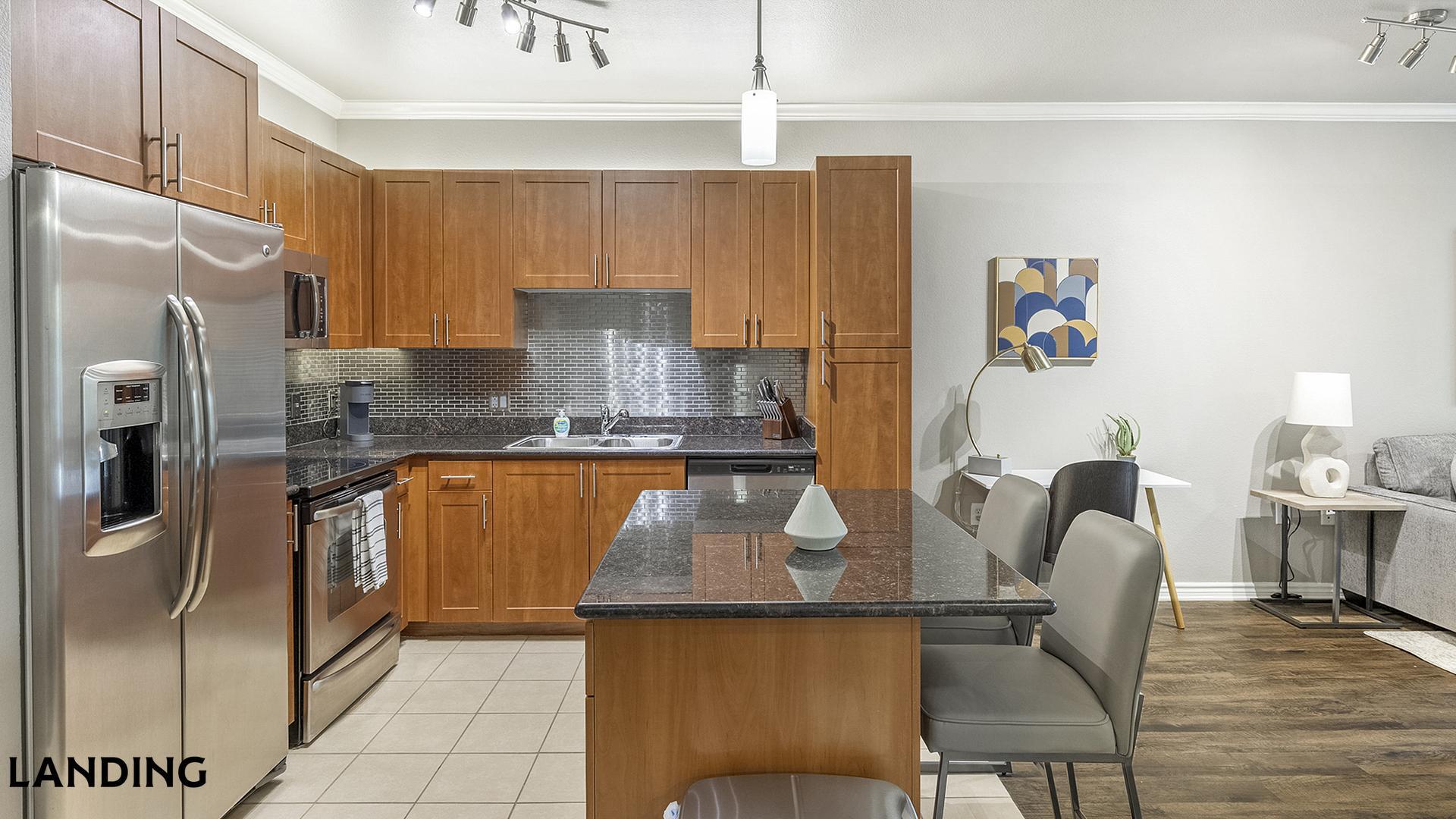 Building Photo - 15777 Quorum Dr