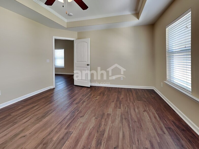 Building Photo - 45 Chey Hill Ln