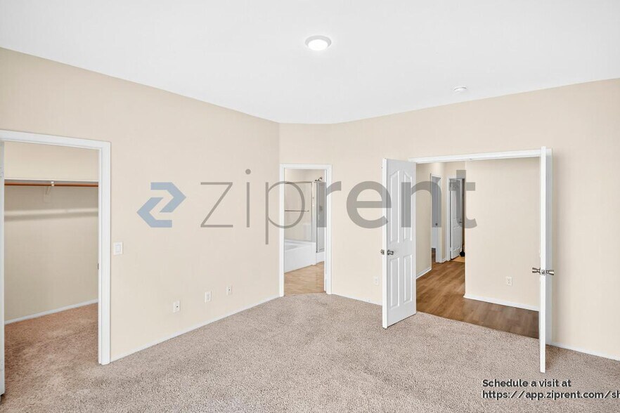 Building Photo - 38042 Grant Dr