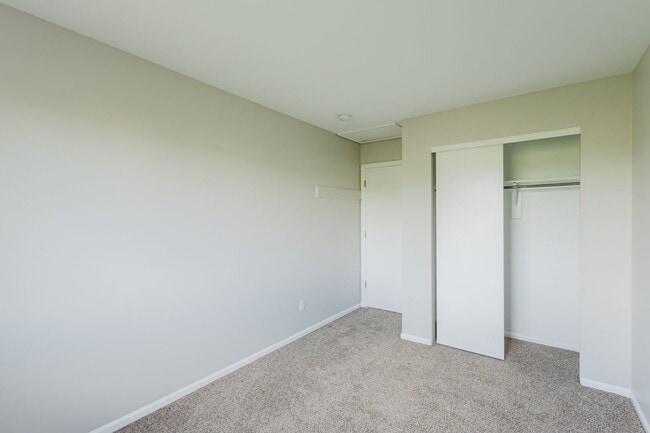 Building Photo - 5288 S Jericho Way