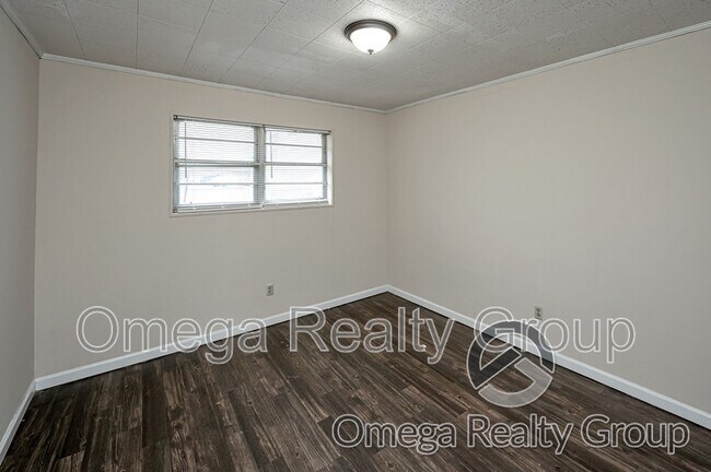 Building Photo - 1507 7th Ave