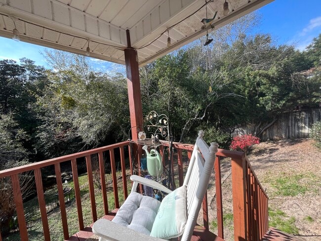 Building Photo - 1098 Forest Lake Terrace