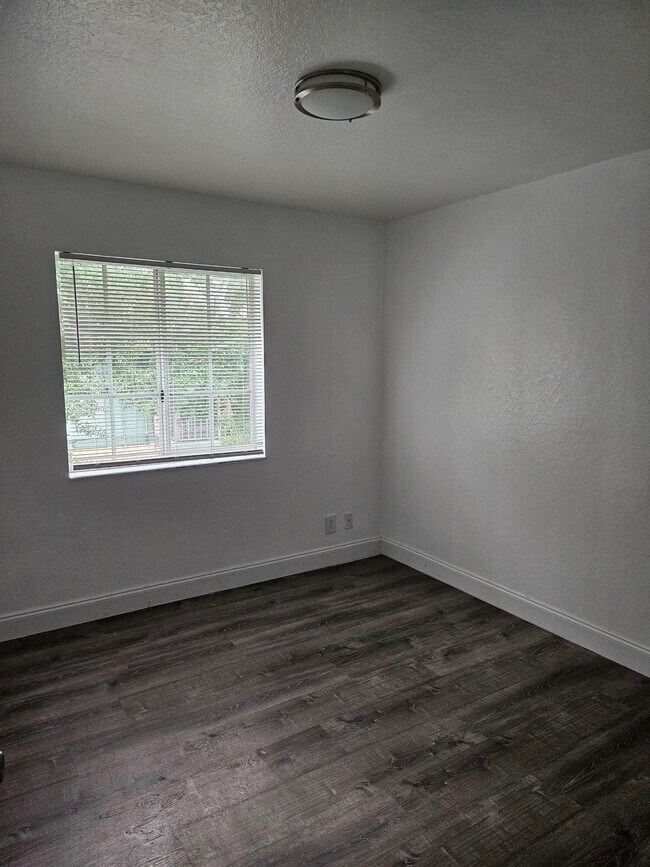 Building Photo - 1193 Colonial Palms Way