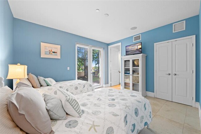 Building Photo - 437 Juno Dunes Way