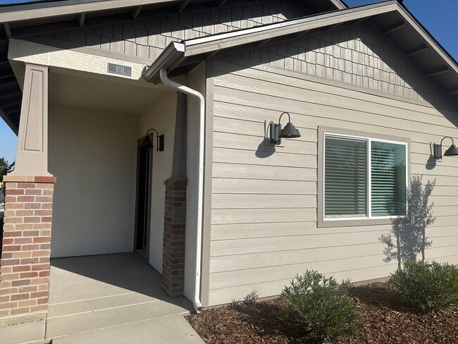 Primary Photo - Wood Ranch Apartments 506