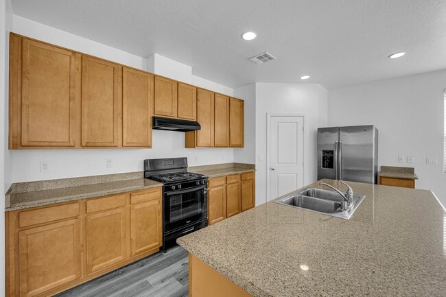 Building Photo - 5 br, 3 bath House - 9835 Colenso Ct