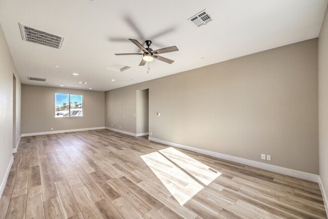 Building Photo - RARE HORSE PROPERTY FOR RENT – NEAR BLM LAND | HENDERSON, NV