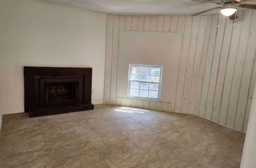 Building Photo - 2565 Terrace Trail