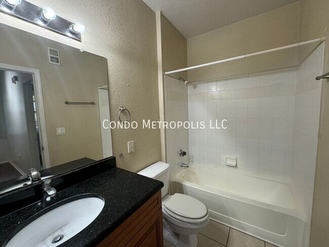 Building Photo - 2572 Robert Trent Jones Dr