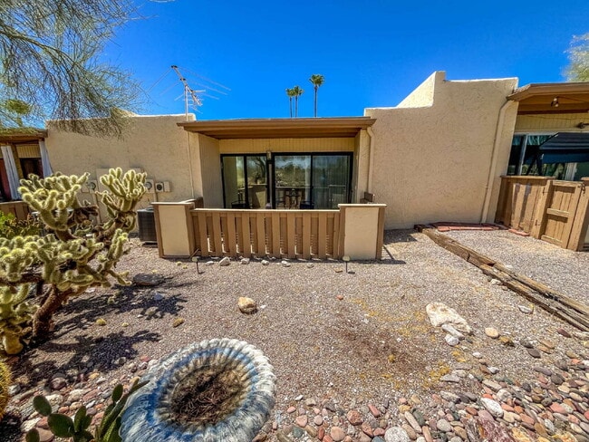 Building Photo - FALL SPECIAL—NOW $1,695 PER MONTH!