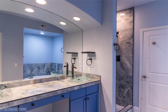 Building Photo - 500 Water's Edge Drive