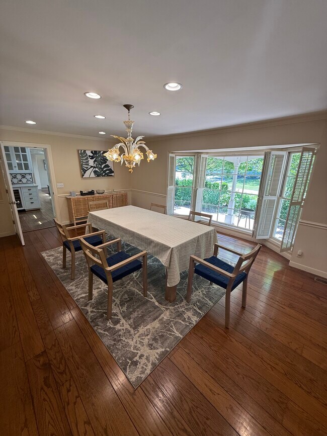 Building Photo - 25567 Willow Pond Ln