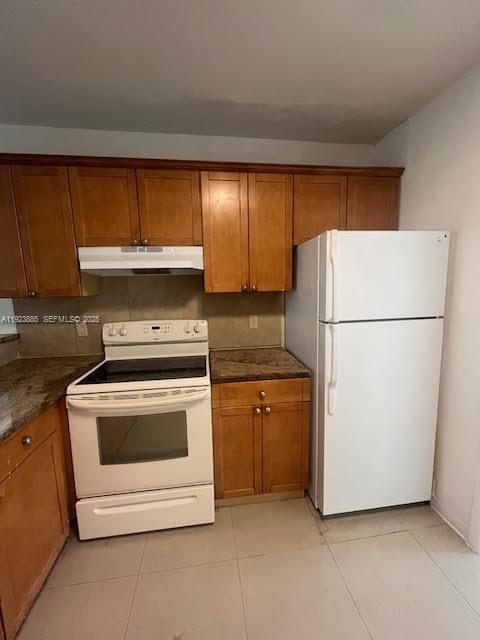 Building Photo - 901 SW 4th Terrace