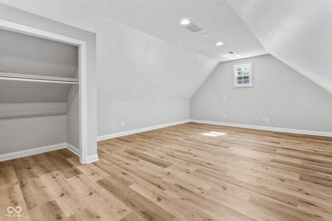 Building Photo - 11390 Heron Pass