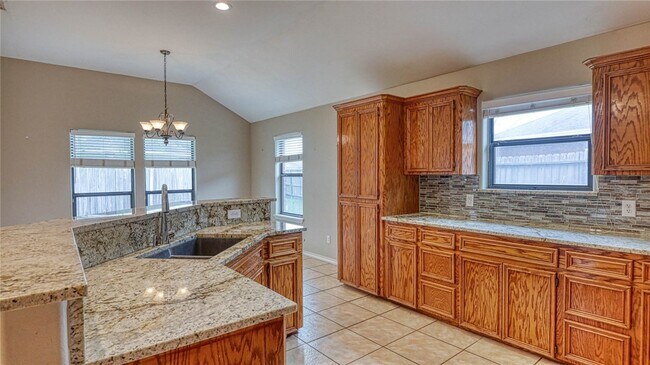 Building Photo - 2542 Windrose Dr