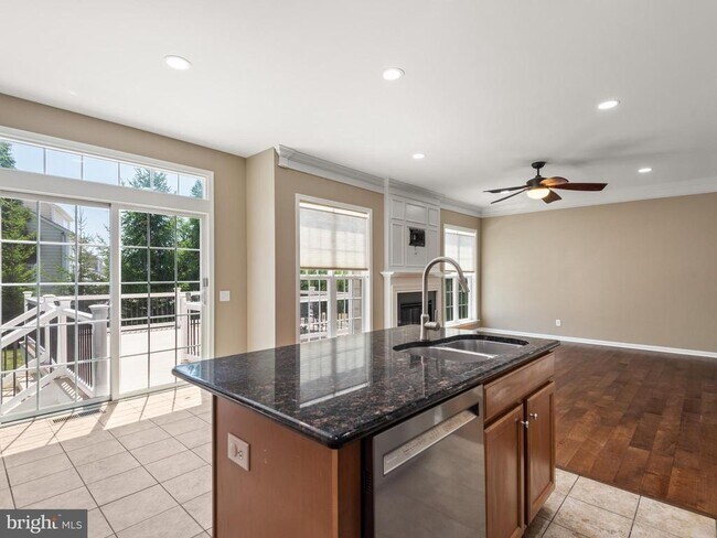 Building Photo - 209 N Caldwell Cir