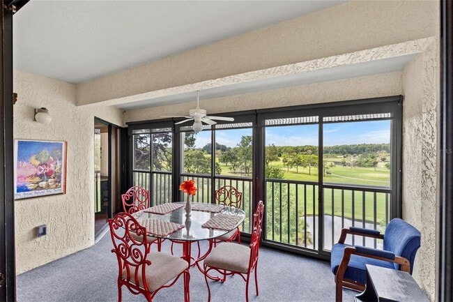 Building Photo - 1942 Golf View Dr