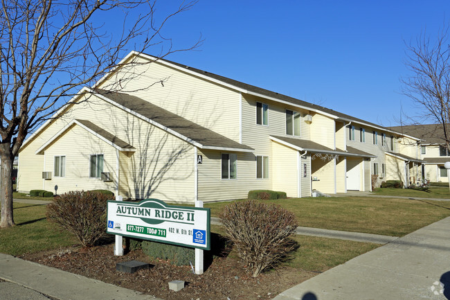 Primary Photo - Autumn Ridge II Apartments