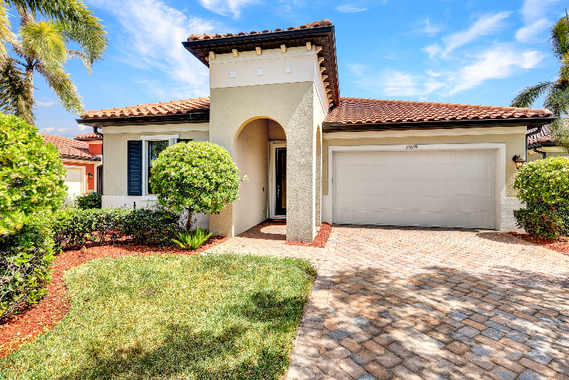 Primary Photo - 12699 Fairington Way