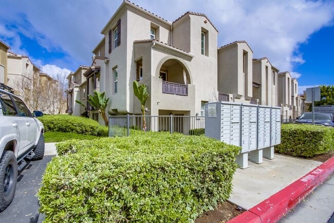 Building Photo - Spacious 3 Bed / 3 Bath Townhome with 2-Car Garage in Gated San Marcos Community