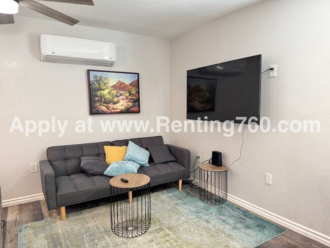 Building Photo - Updated & Furnished Studio Near Military Base