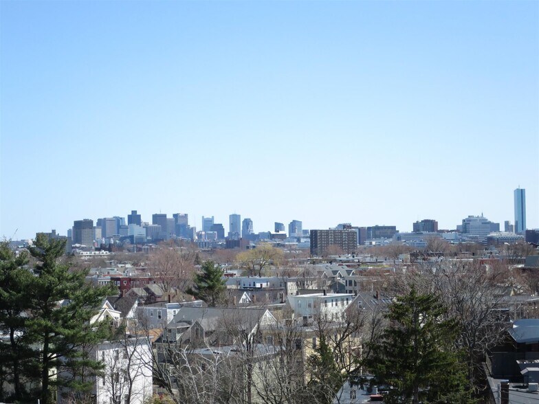 Building Photo - 70 Park Ave