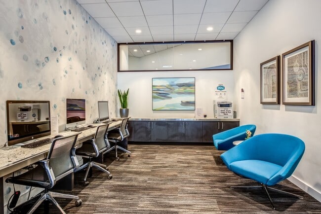 Building Photo - Asbury Plaza