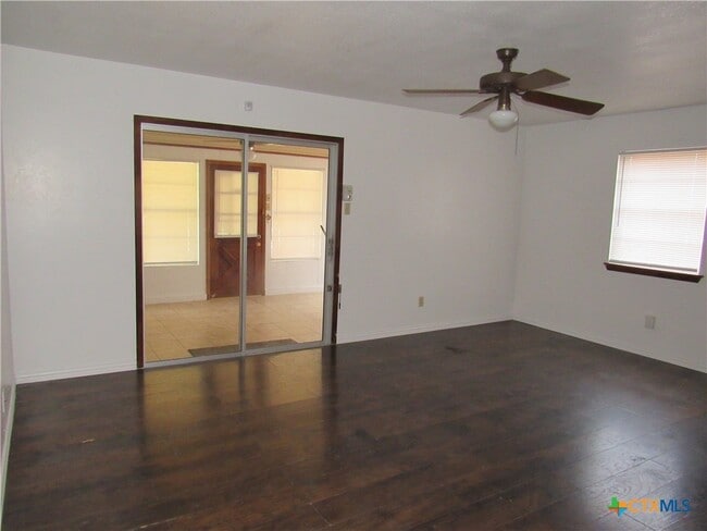Building Photo - 1205 Arkansas Ave