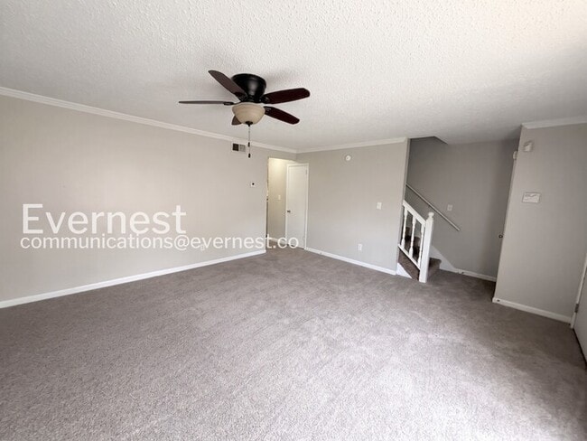 Building Photo - 335 Jamestown Manor Dr