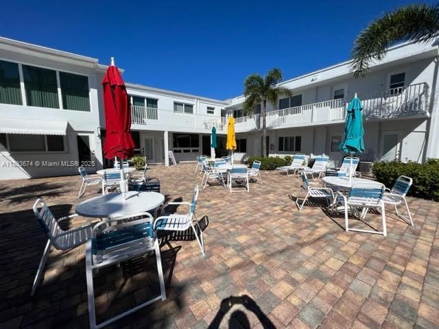 Building Photo - 4228 N Ocean Dr