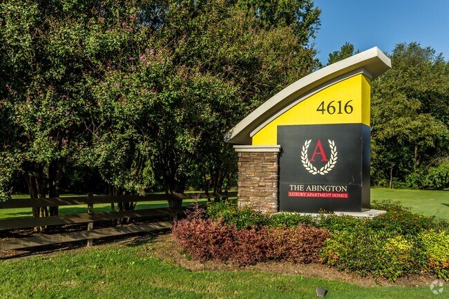 Building Photo - Abington