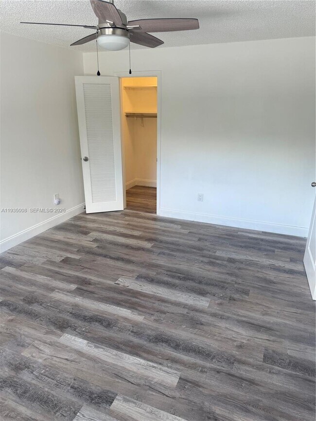 Building Photo - 9869 NW 52nd Terrace