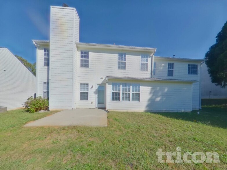 Building Photo - 471 Sawtooth Ln