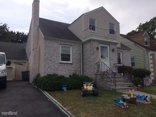 Building Photo - 59 Arlington Ave