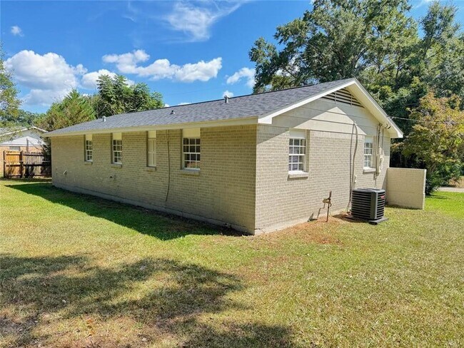 Building Photo - 4778 Ivywood Dr
