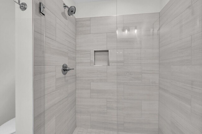 Building Photo - 4094 Inlet Lp
