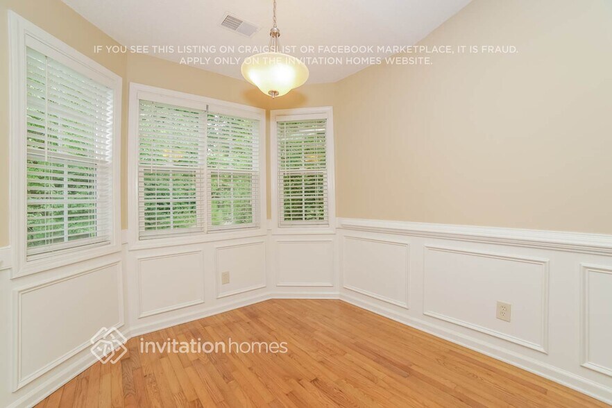Building Photo - 1747 Fort River Way