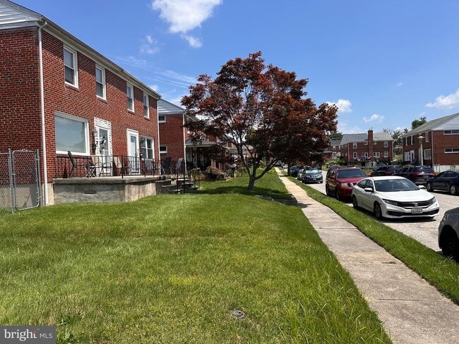Building Photo - 6518 Belle Vista Ave